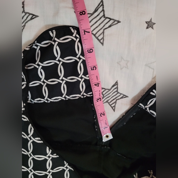 White House Black Market Skirt size 8 - Picture 8 of 9